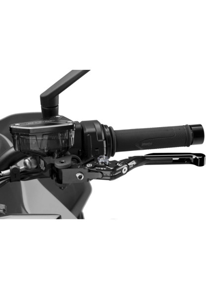 Maneta de embrague Puig 4.0 extensible y abatible con cuerpo central negro, extension negra y selector de titanio