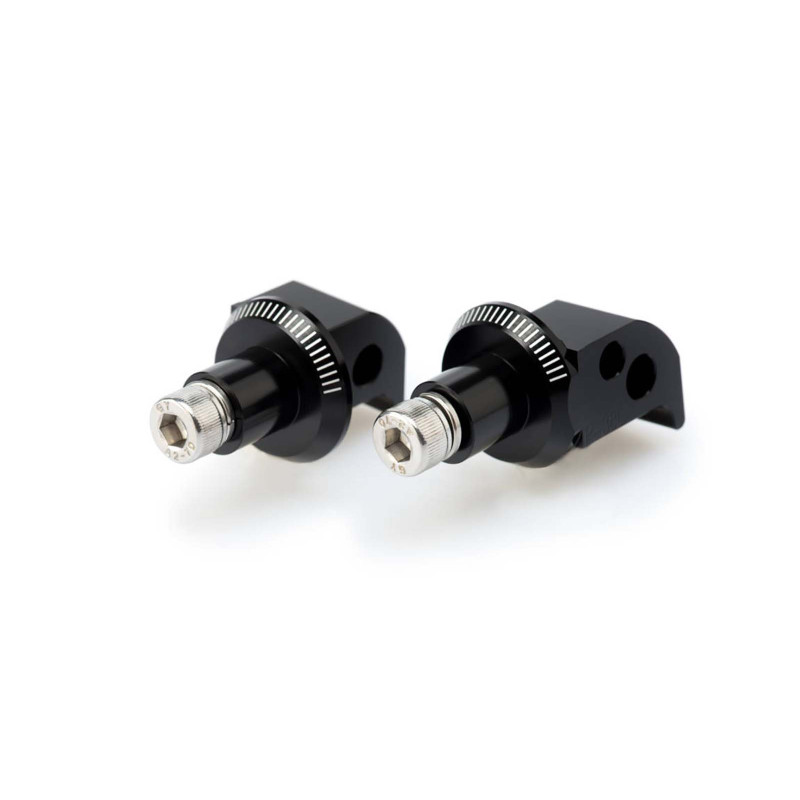 Adaptadores para estriberas fijas de pasajero Puig para Yamaha FZ8 13-16 en color negro