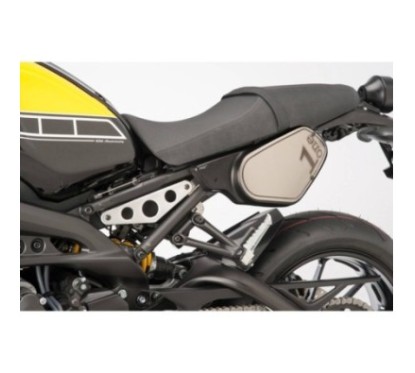 PUIG PANEL LATERAL TRASERO YAMAHA XSR900 16-19 CARBON LOOK