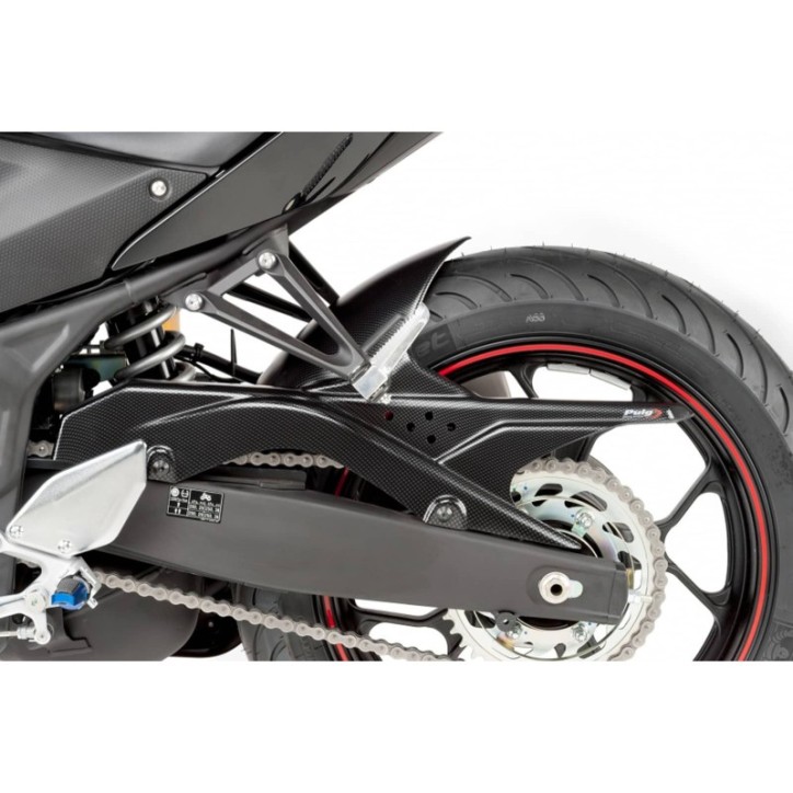 PUIG GARDE-BOUE ARRIERE POUR YAMAHA MT-03 16-19 CARBON LOOK