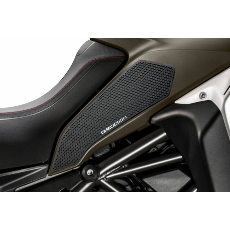 AUTOCOLLANT DE RESERVOIR LATERAL PUIG SPECIFIQUE DUCATI MULTISTRADA 1260 ENDURO 19-20 NOIR