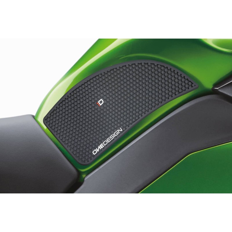 AUTOCOLLANT DE RESERVOIR LATERAL PUIG SPECIFIQUE KAWASAKI Z1000 18-20 NOIR