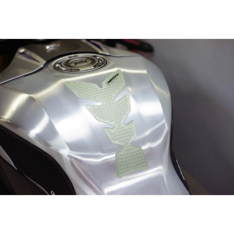 PUIG ADHESIVOS PROTECCION DEPOSITO MOD. NEUMATICO TRANSPARENTE - COD. 9939W - Protege la MOTO de araNazos y rayos UV.